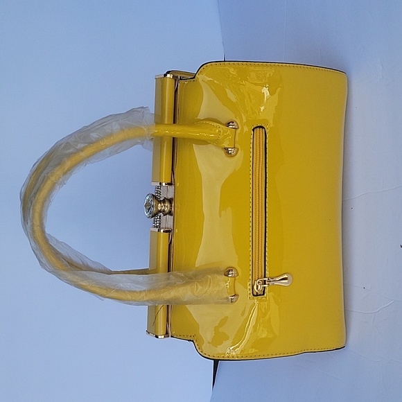 Beautiful mustard color bejeweled purse - Picture 2 of 5